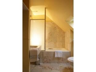 Hotel De La Treille photo 2