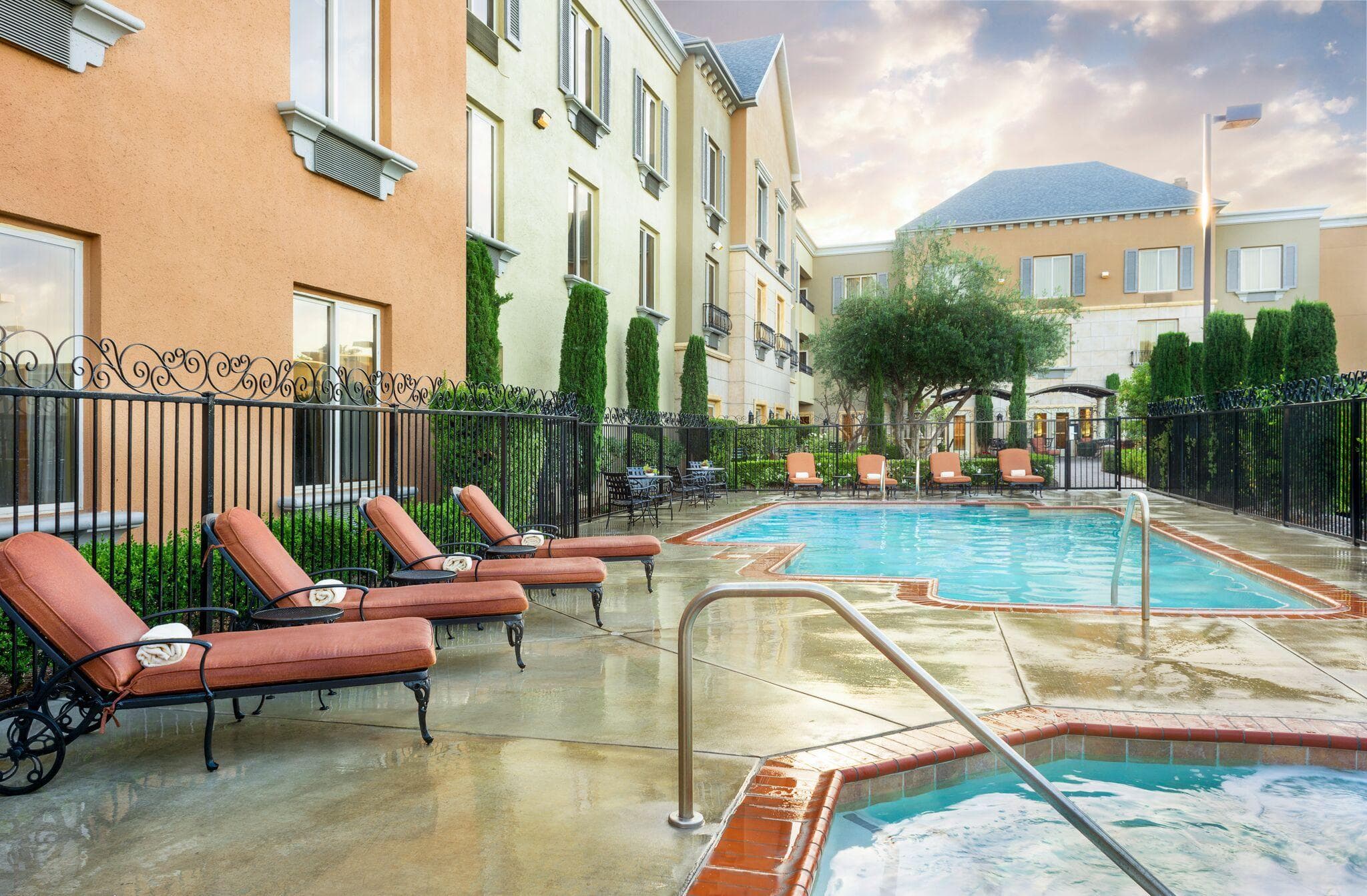 Ayres Hotel Seal Beach photo 5