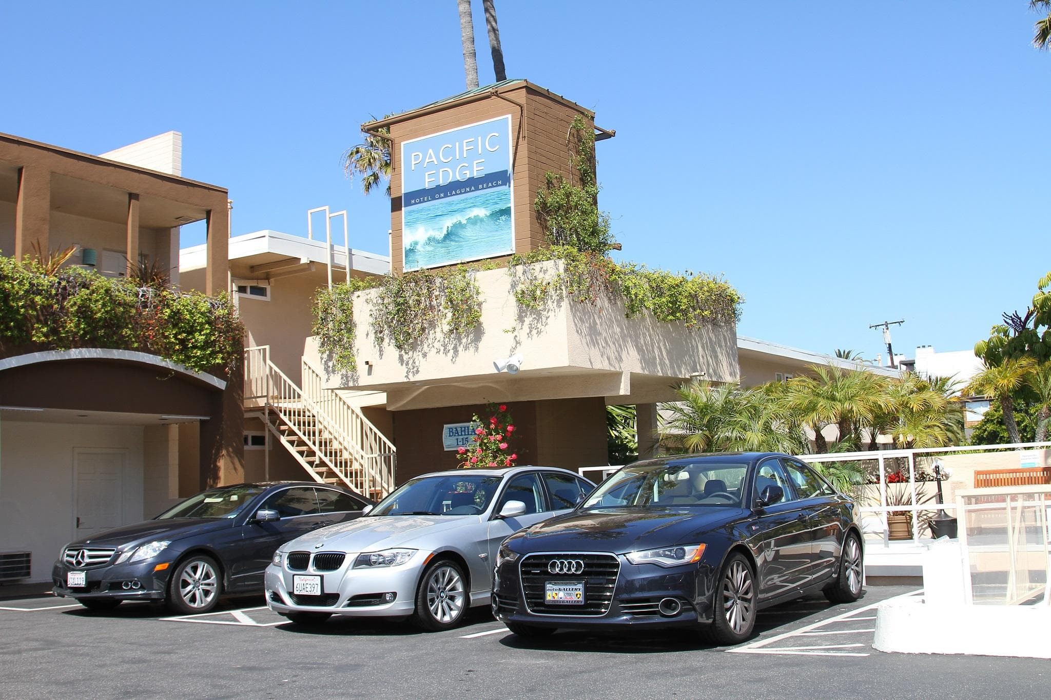 Pacific Edge Hotel