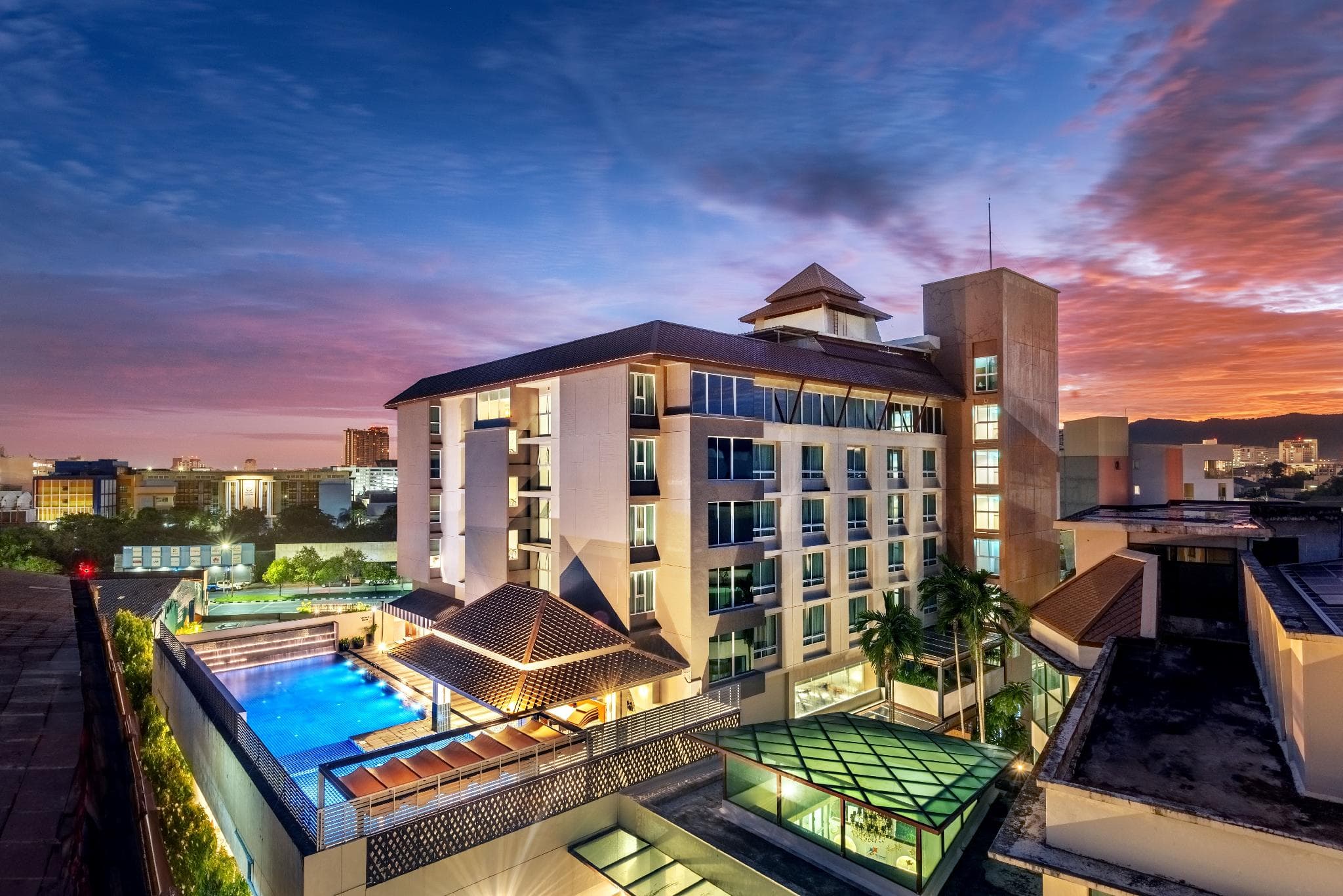 Buri Sriphu Hotel
