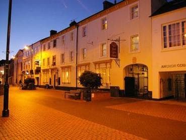 Red Lion Hotel