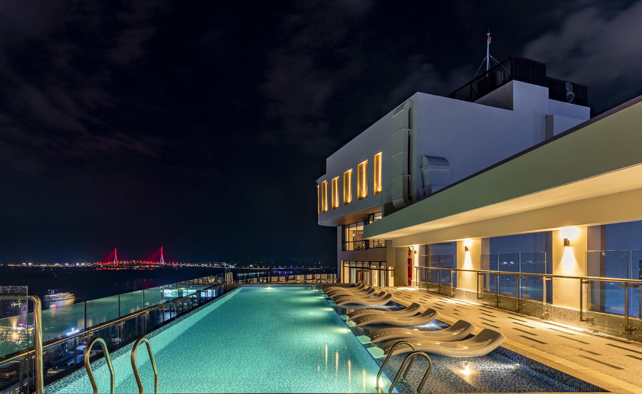 Charmant Suites a Boutique Hotel Can Tho