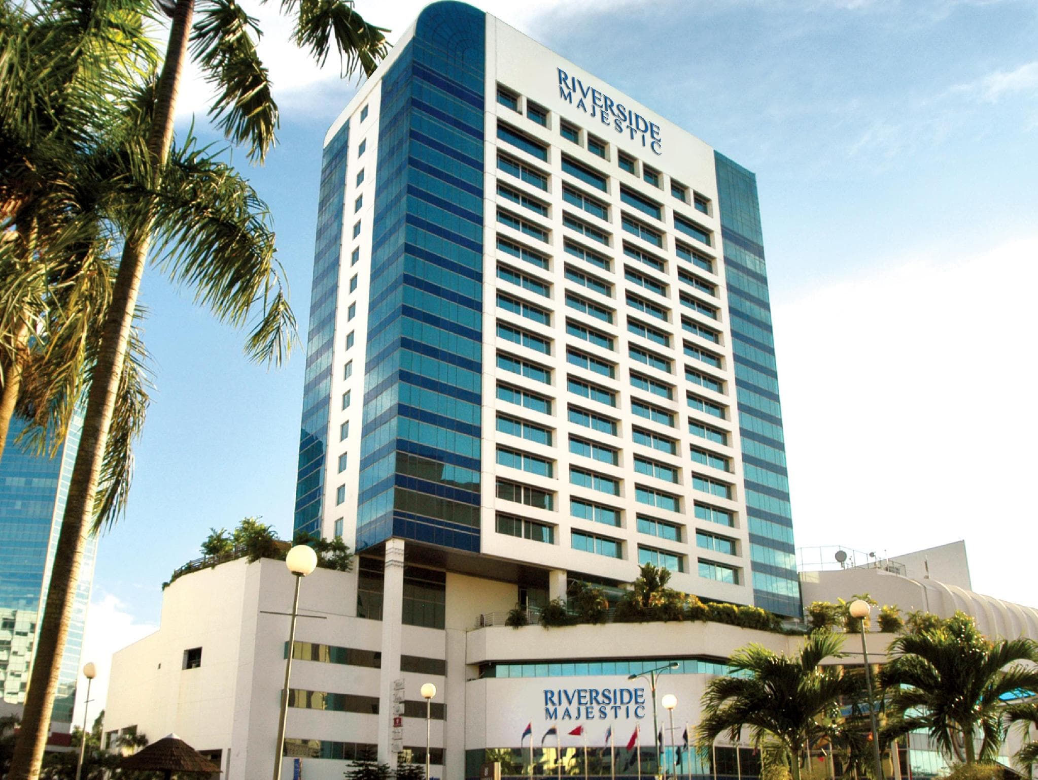 Puteri Wing - Riverside Majestic Hotel