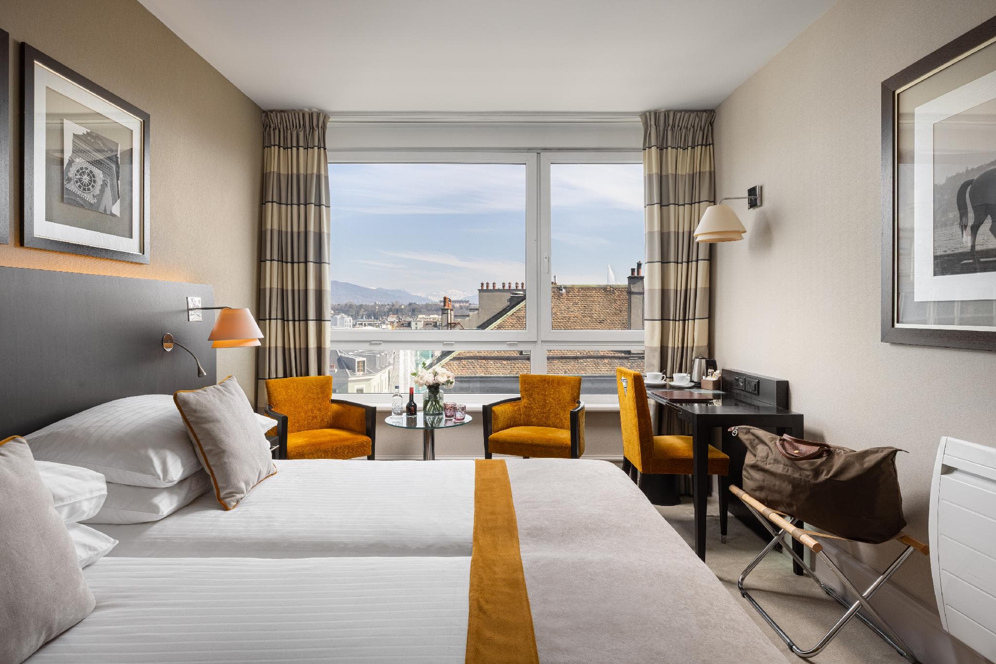 Auteuil Manotel Hotel